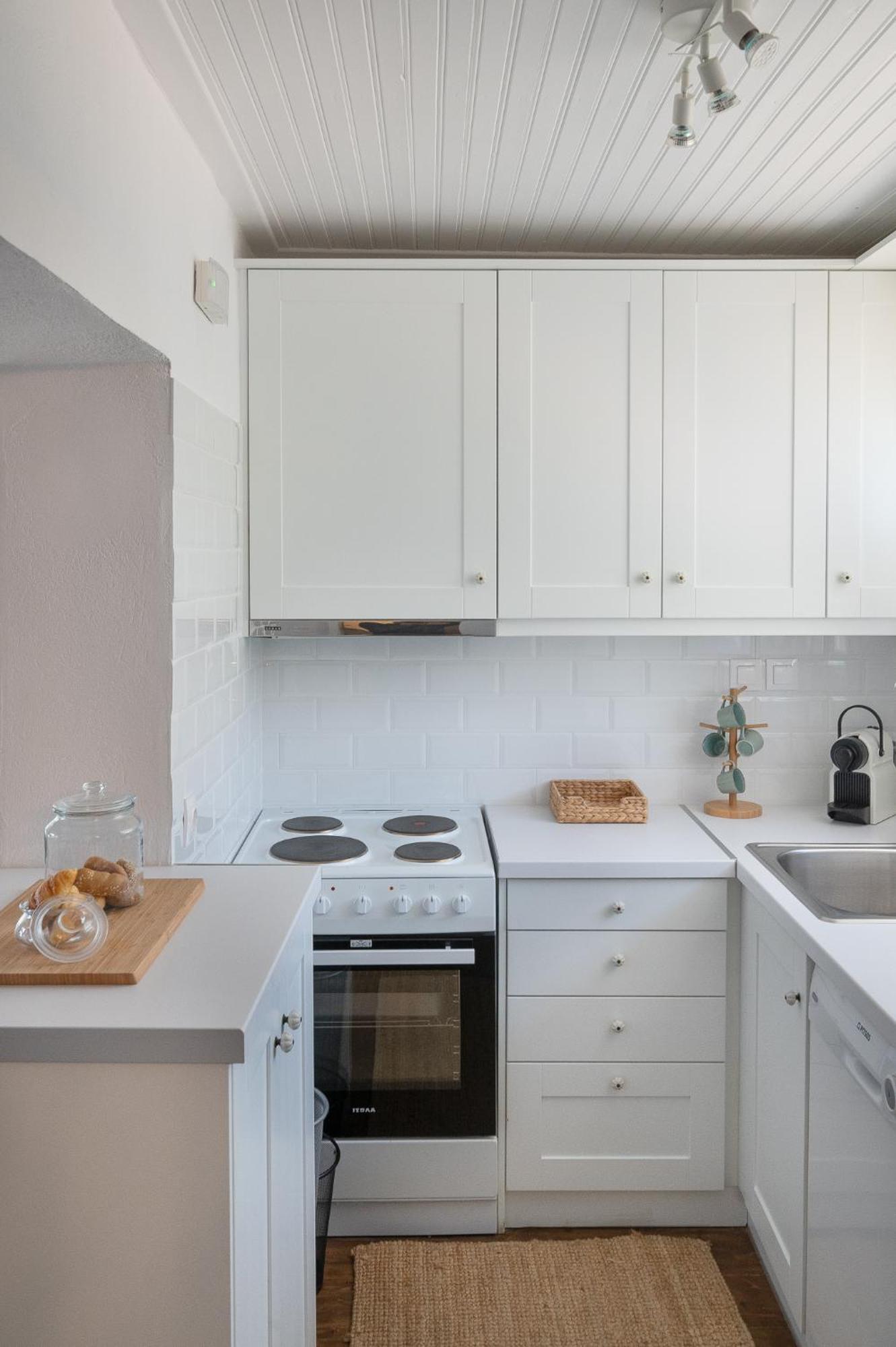 Pouletis Family Apartments - Akroyali Seaview Getaways 칼라마타 외부 사진