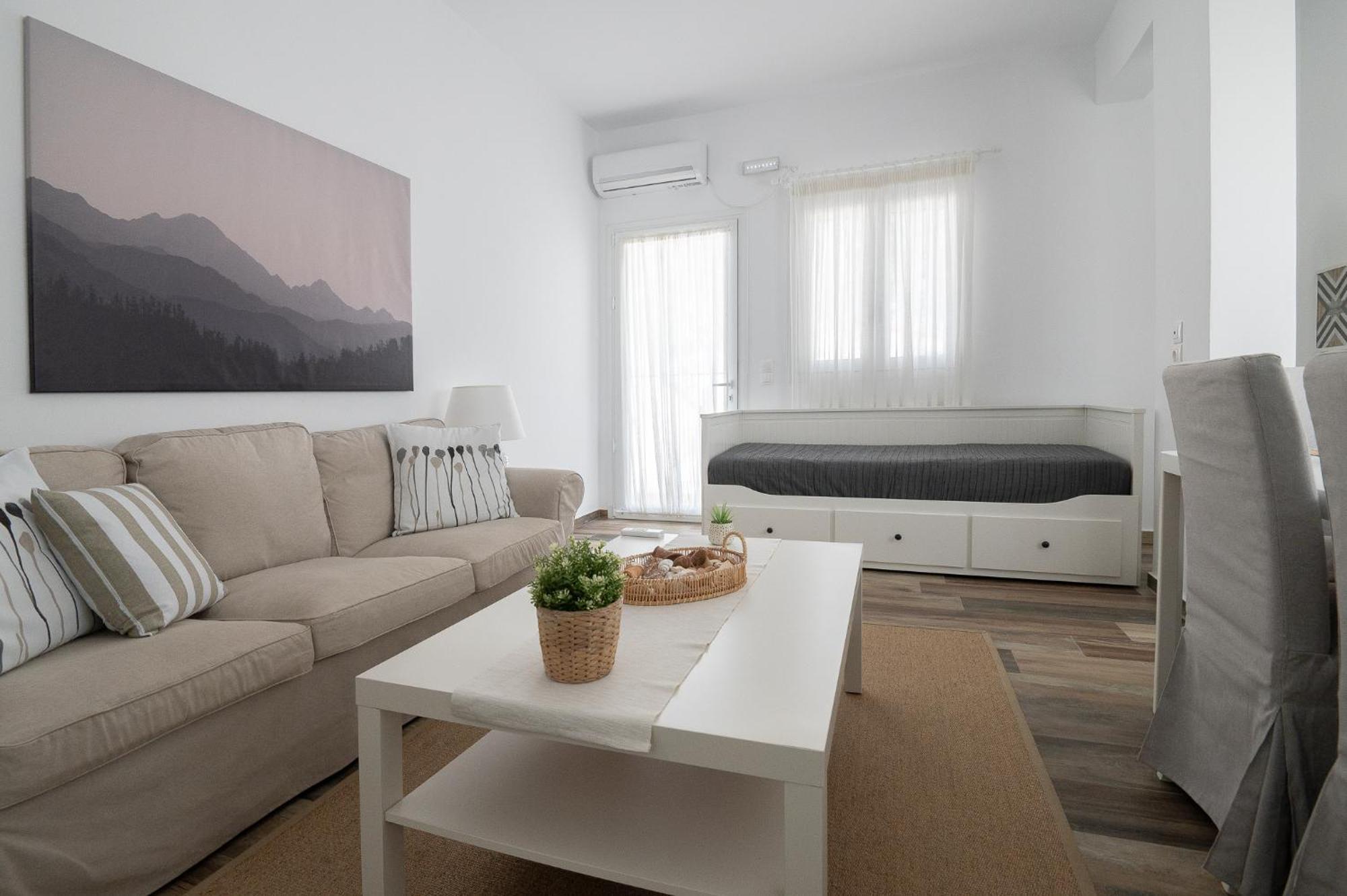Pouletis Family Apartments - Akroyali Seaview Getaways 칼라마타 객실 사진